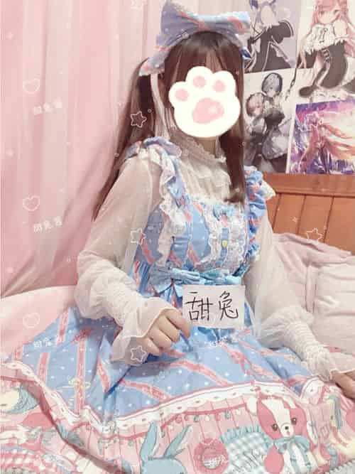 甜崽小兔酱高价出售作品：少女cosplay洛丽塔长裙道具插图