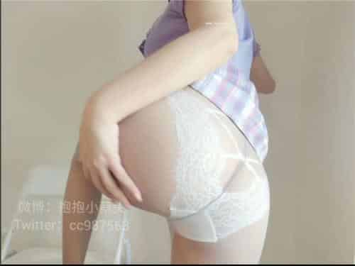 小菜头喵喵喵 – 邻家熟女[1V/603MB]插图