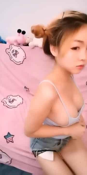 一坊美女18萝莉粉嫩小优一多房道俱大绣20201116插图