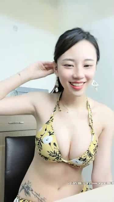 大白美乳高颜值性感新人美女比基尼诱惑插图